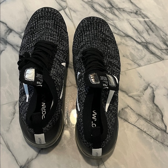 Nike Men’s VaporMax Flyknit Sneakers - Black & White - Picture 6 of 9